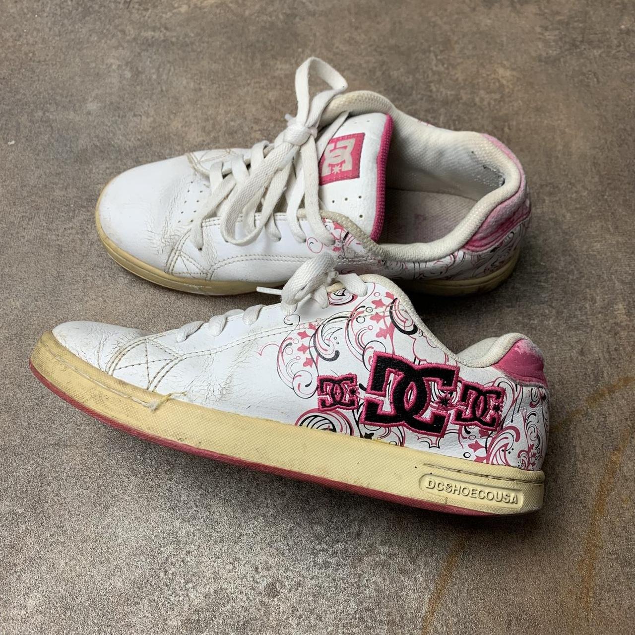 DC Shoes Pixie 00s white pink graphic trainers