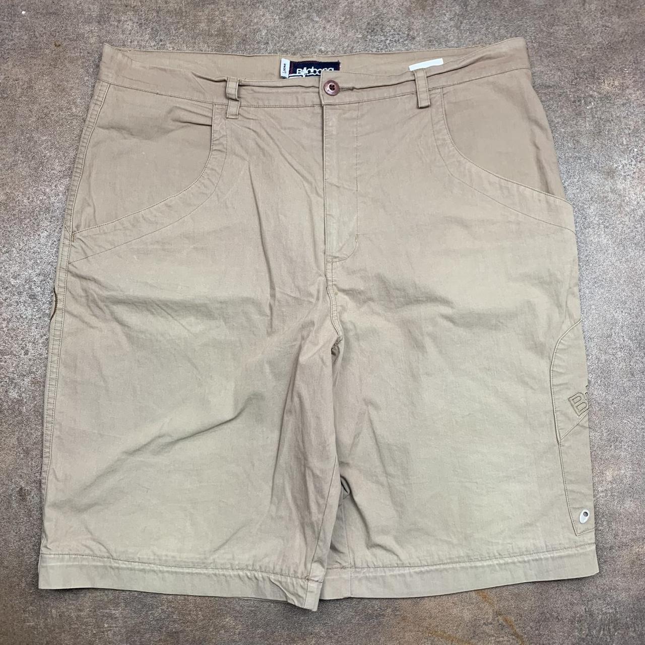 Billabong 00s beige graphic baggy cargo shorts