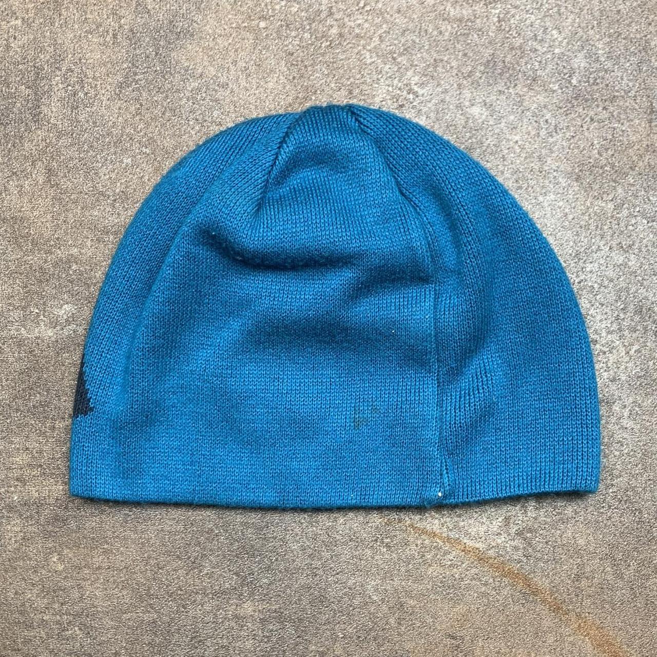 DC Shoes 00s blue black graphic skully beanie