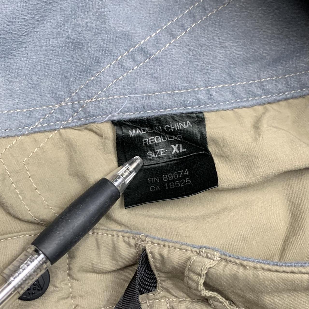 Mountain Hardwear 00s utilised hiking trousers