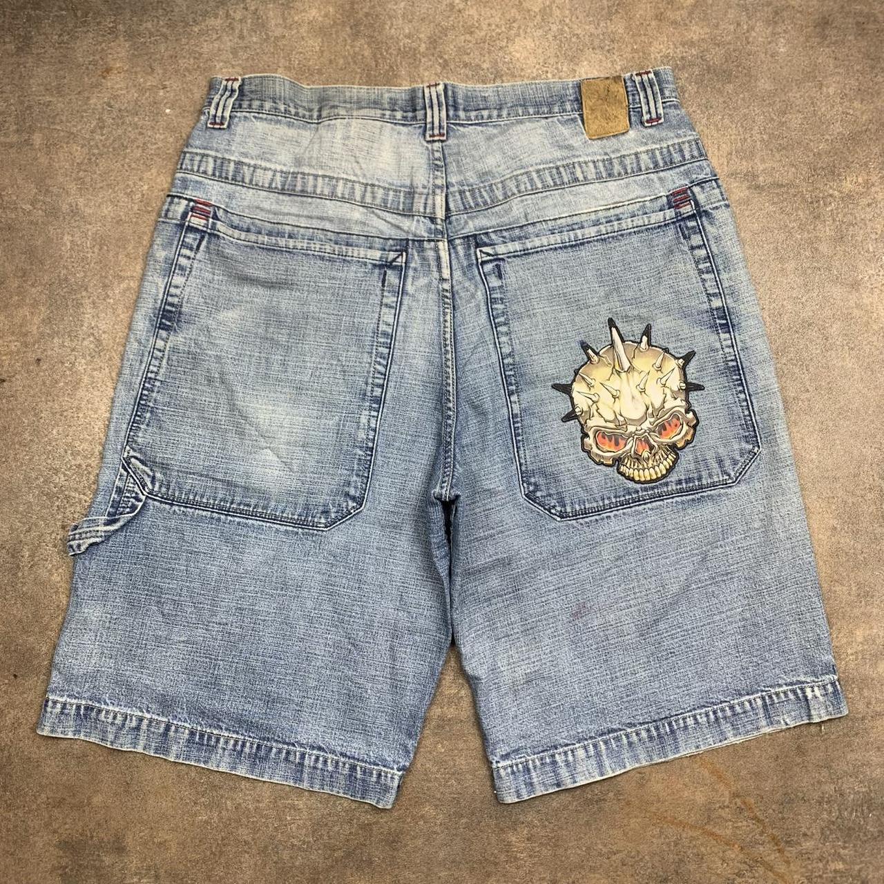 JNCO 00s graphic baggy light blue denim jorts