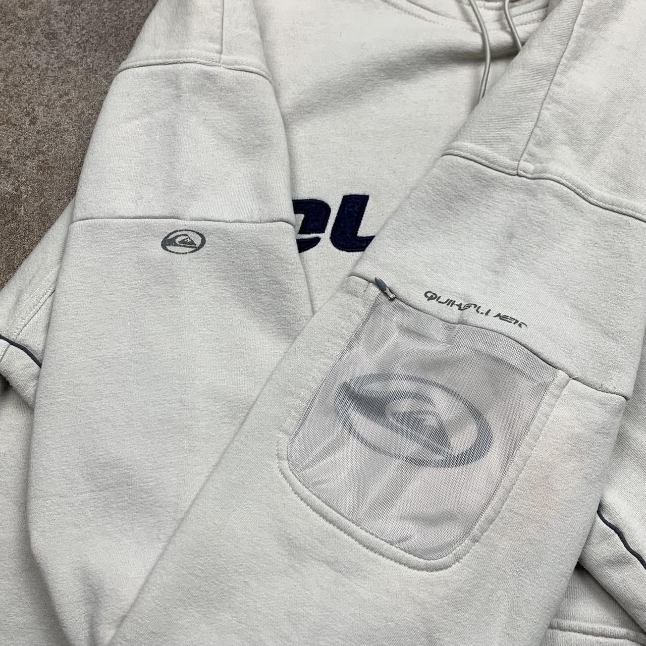Quiksilver 00s graphic cream white hoodie
