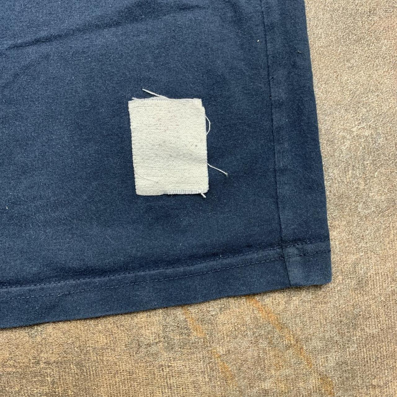 Ecko Unltd. 00s navy grey graphic tee