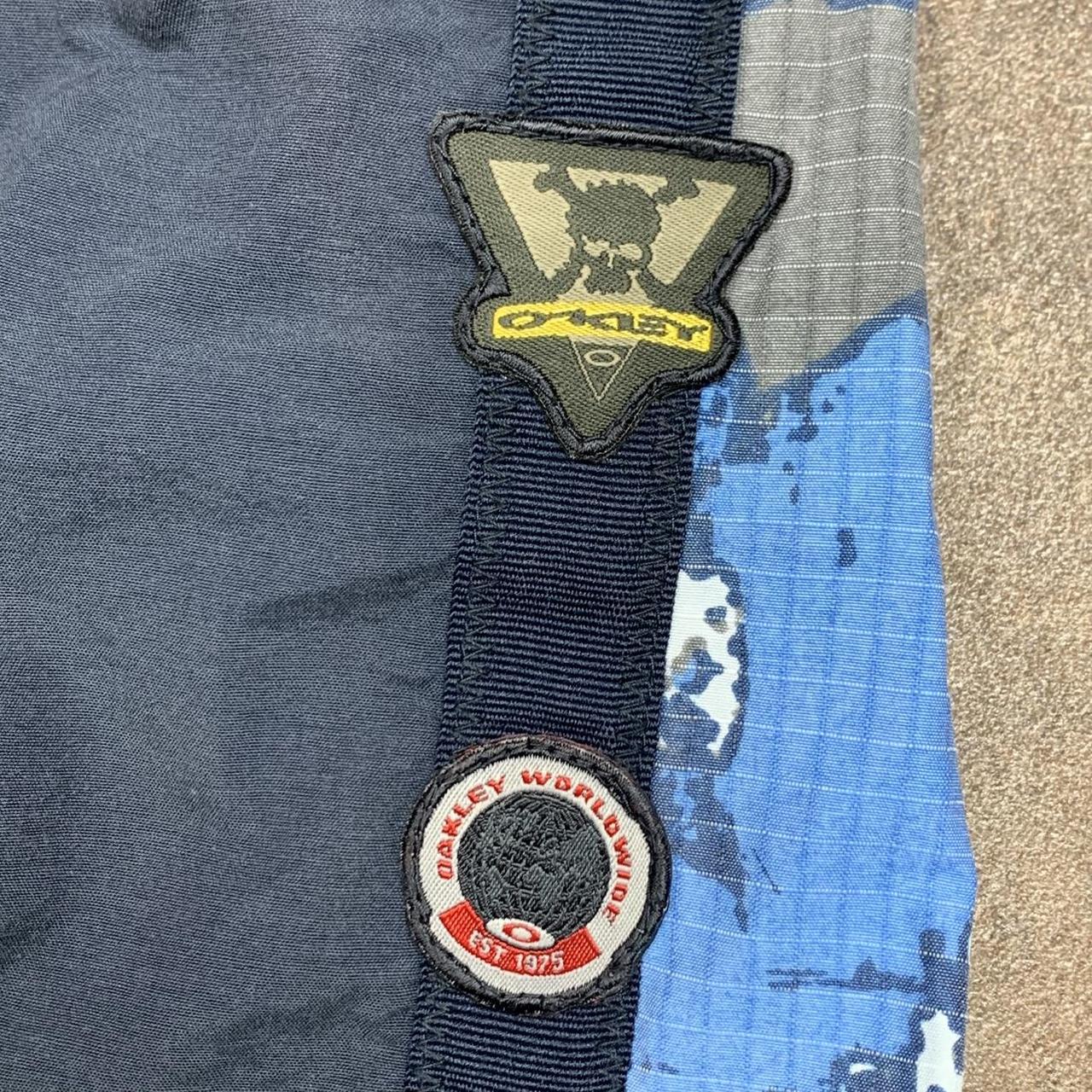 Oakley 00s navy blue camo graphic boardshorts