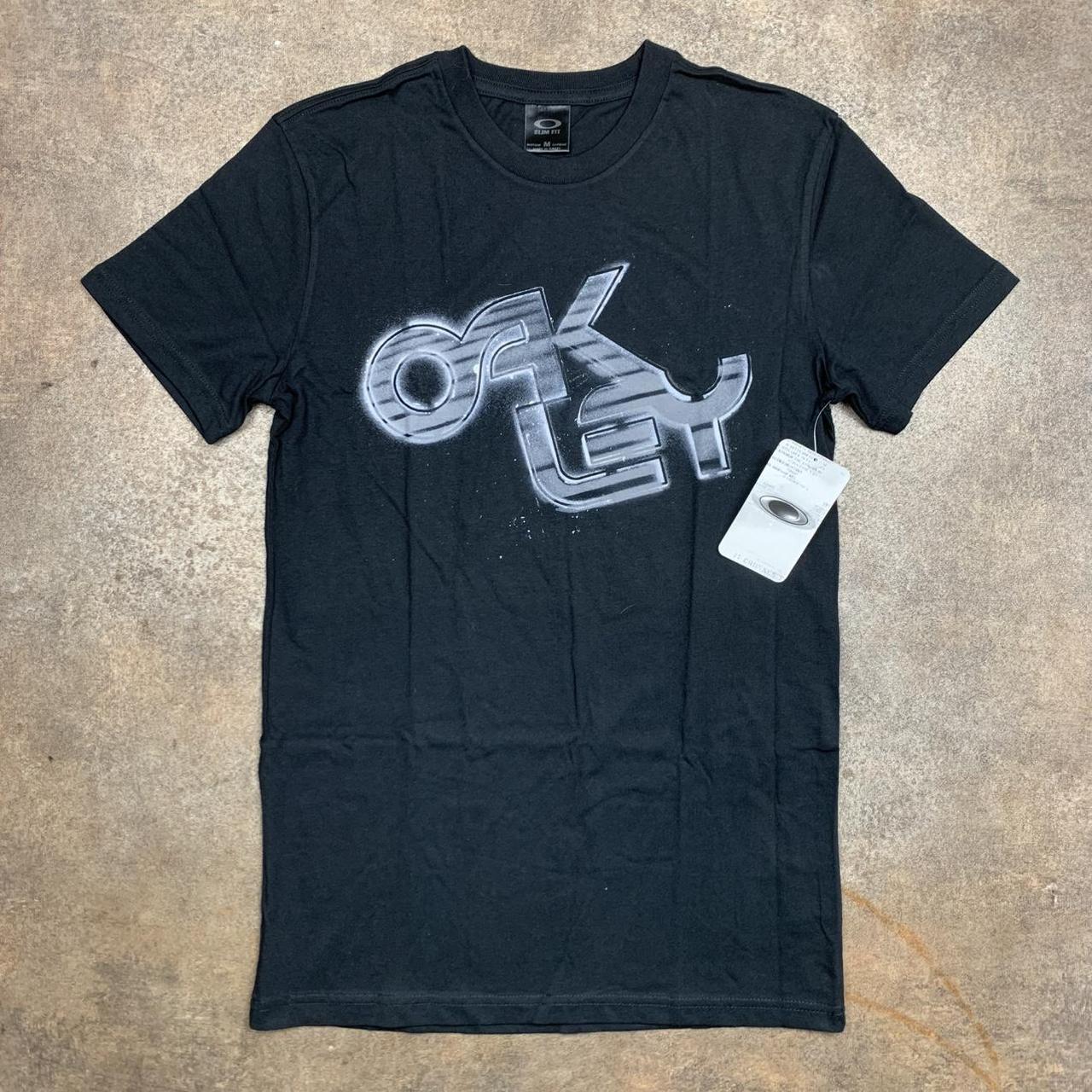 Oakley 00s graphic black grey tee