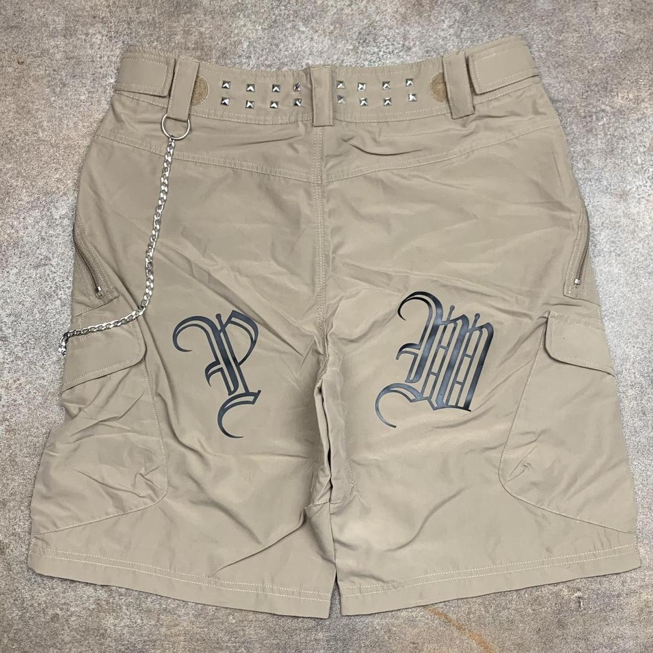 PLUSMINUS 00s beige graphic baggy studded cargo shorts