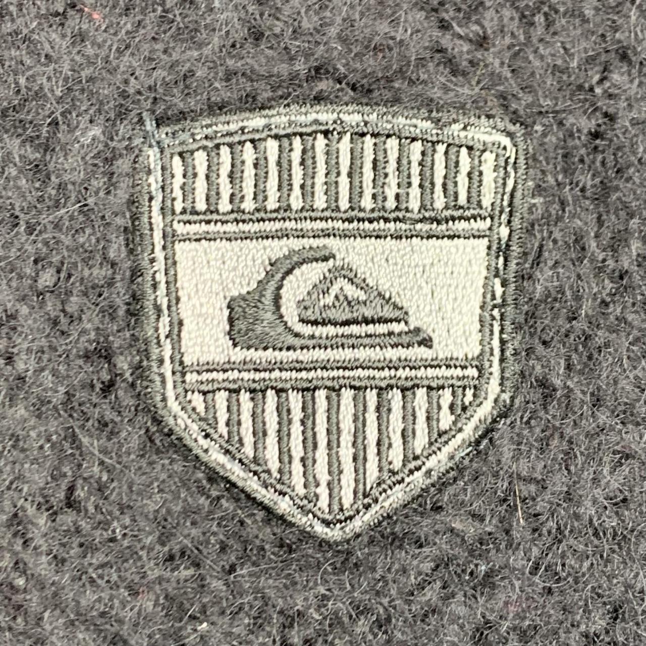 Quiksilver 00s graphic black grey knit fleece jacket
