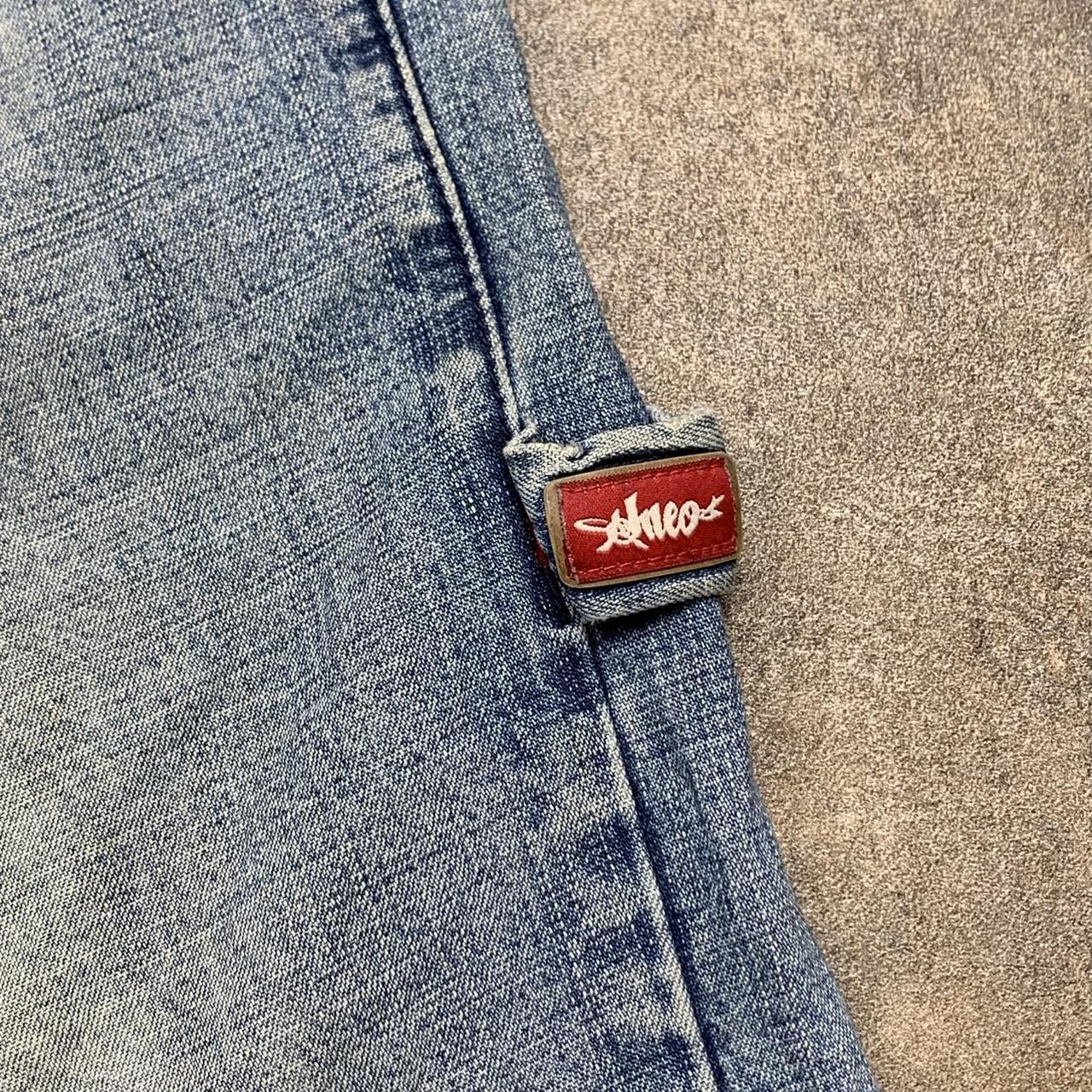 JNCO 00s graphic baggy light blue denim jorts