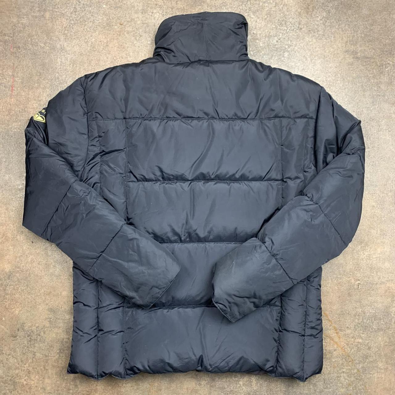 Quiksilver 90s black puffer lined jacket