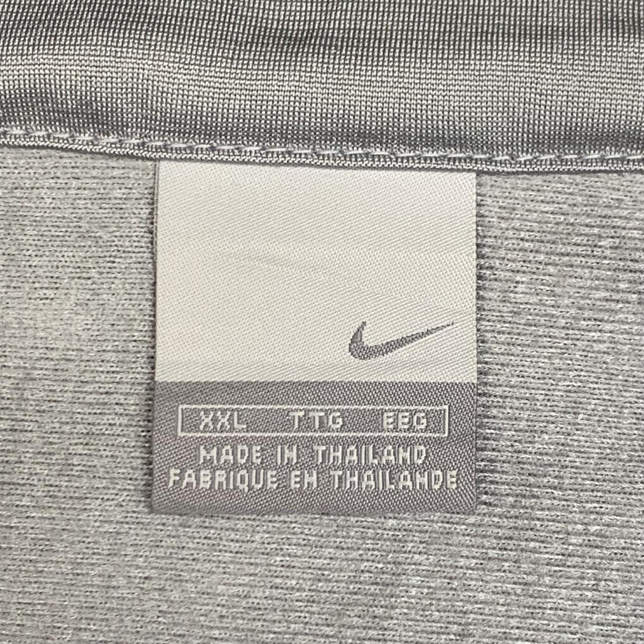 Nike 00s light grey boxy zip jumper