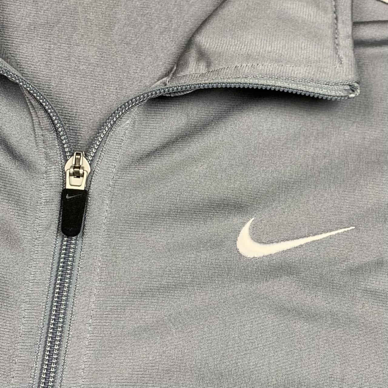 Nike 00s light grey boxy zip jumper