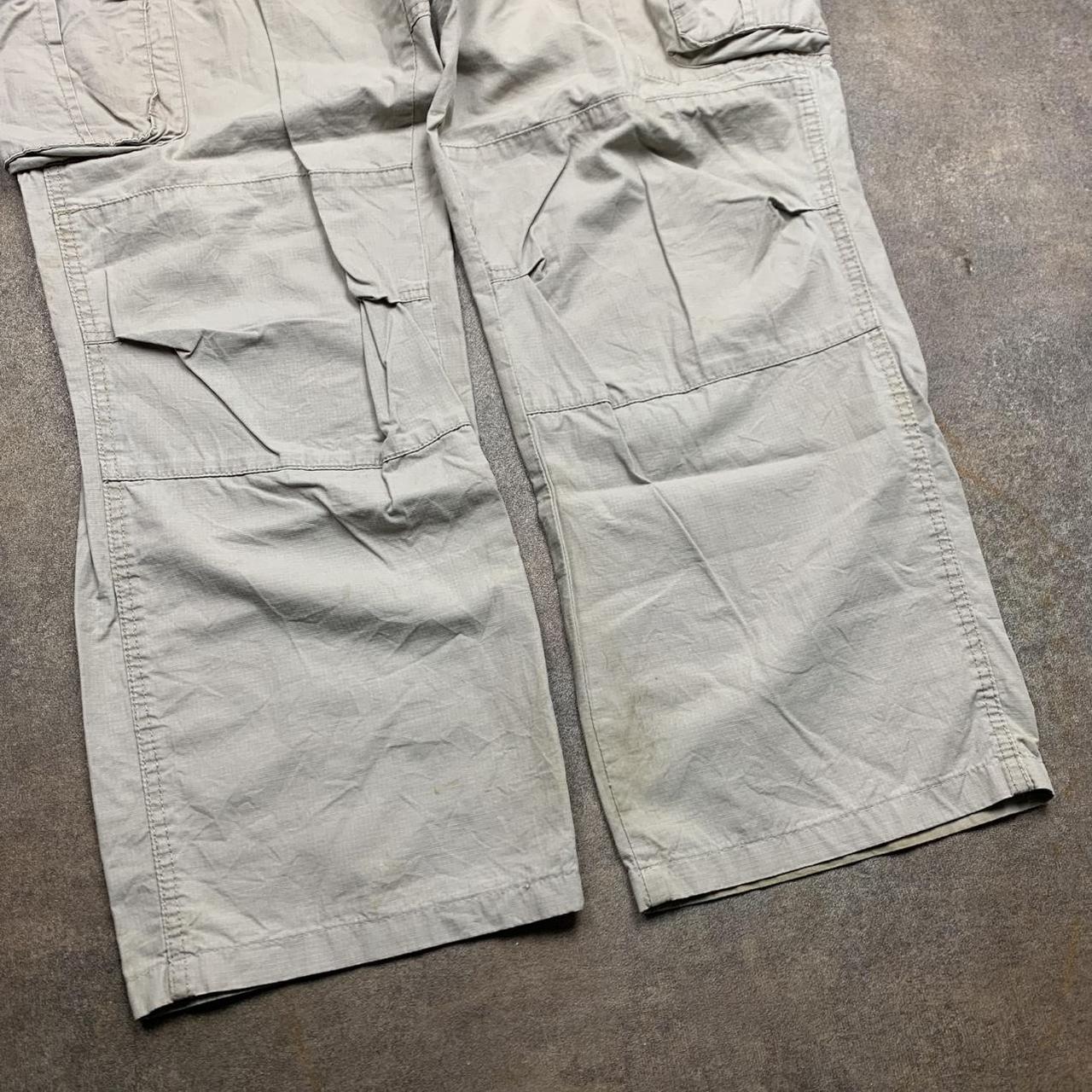 Oakley 00s baggy cream cargo trousers