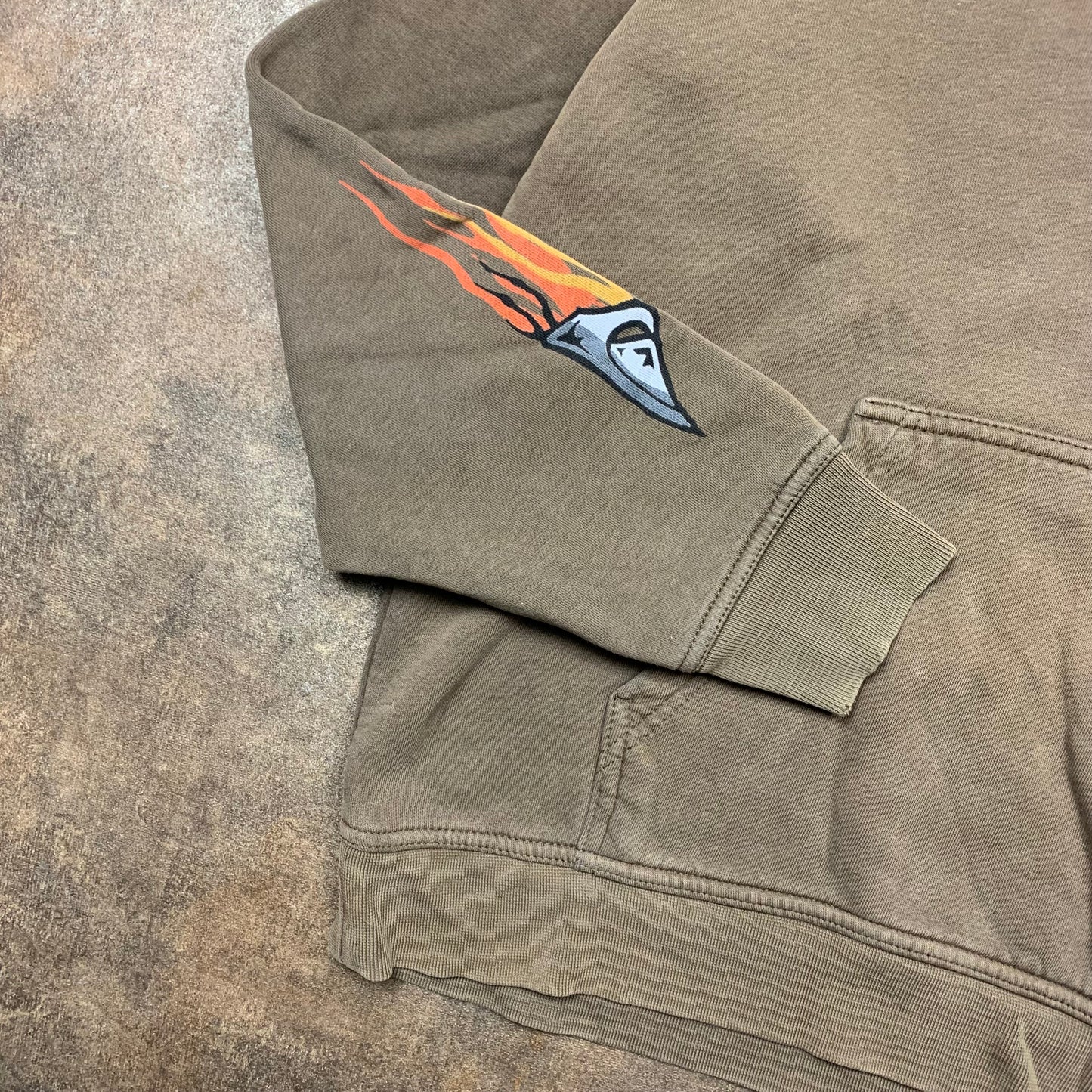 Quiksilver 00s flame graphic hoodie (M)