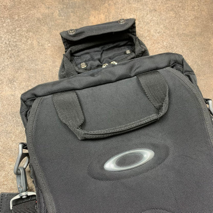 Oakley 00s technical laptop bag