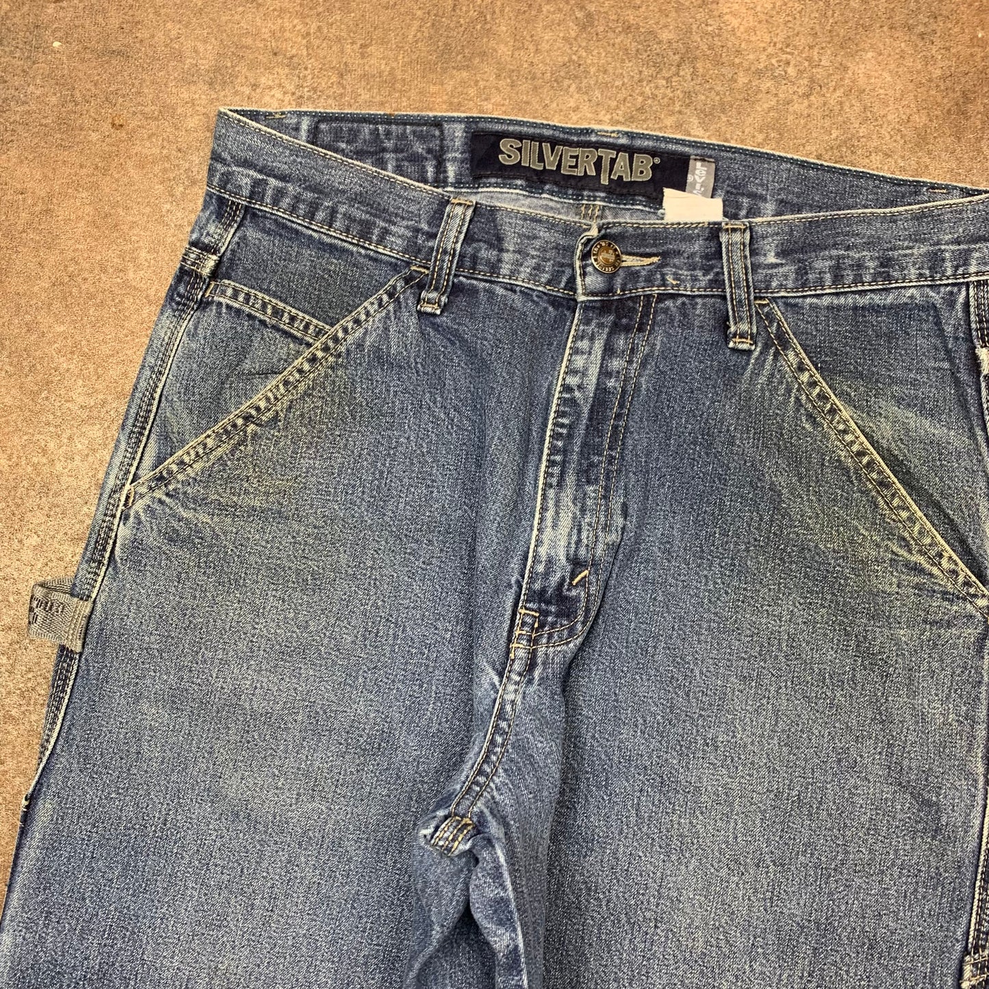 Levi's Silvertab 00s carpenter baggy jeans