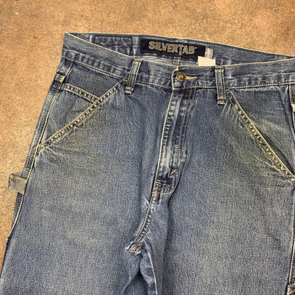 Levi's Silvertab 00s carpenter baggy jeans