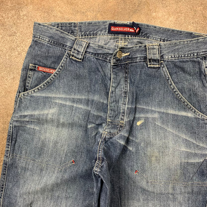Quiksilver 00s graphic 3/4 length jorts (32")