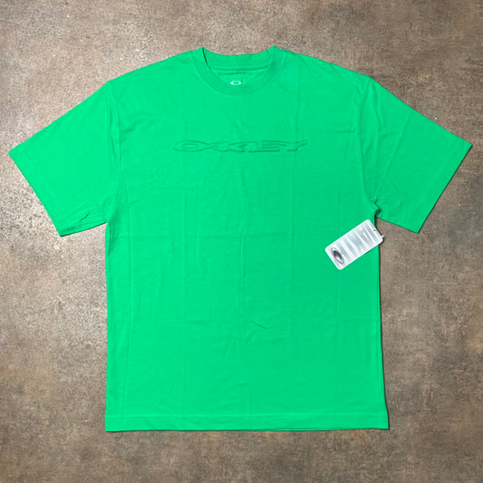Oakley 00s green cut and sew graphic tee