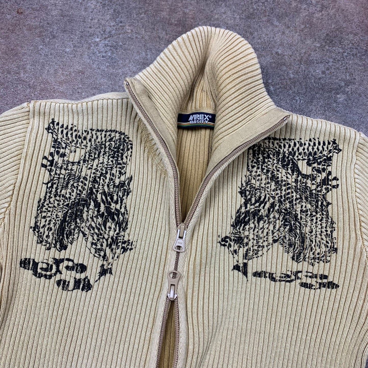 Avirex 00s cream dragon double zip knit