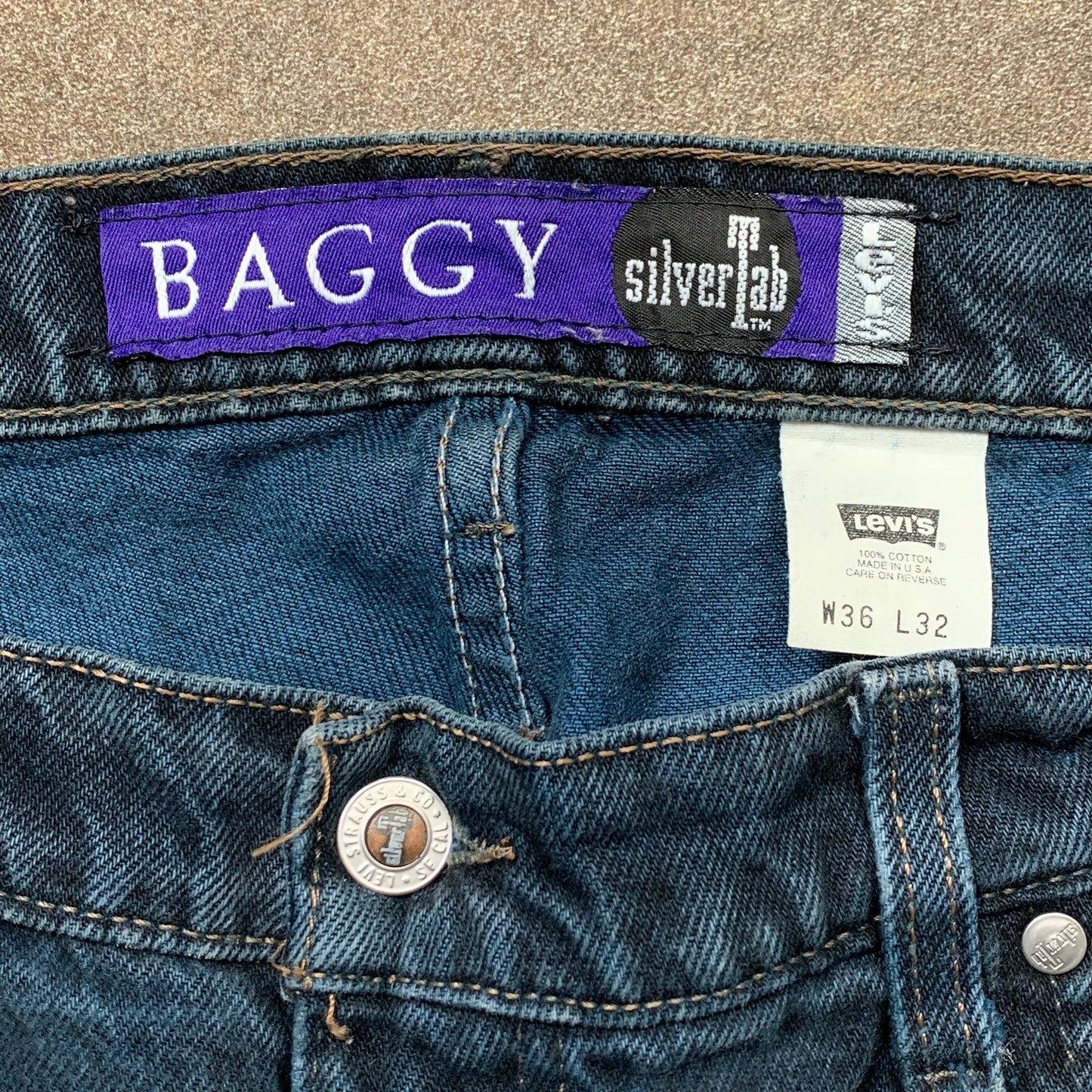 Levi's Silvertab 00s baggy faded jeans