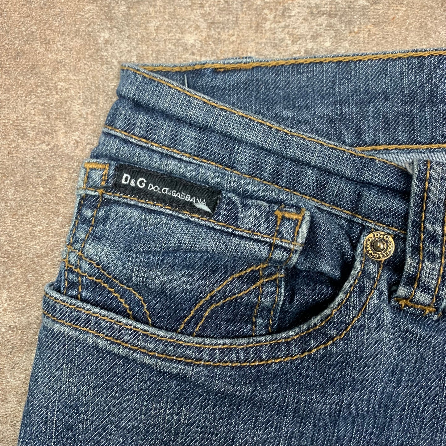 Dolce & Gabbana Women's 00s flared jeans (30")