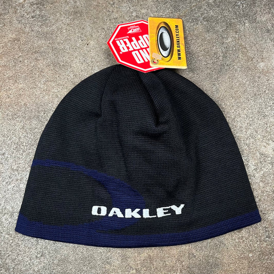 Oakley Software 00s deadstock beanie