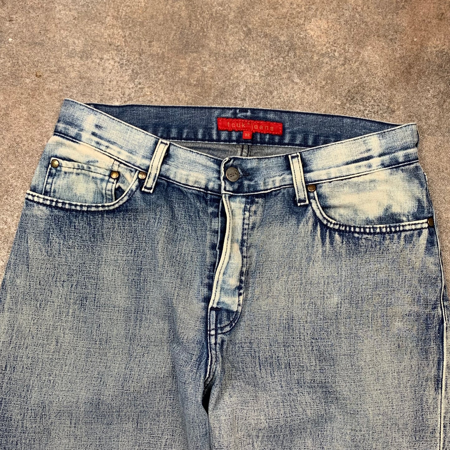 FCUK 00s flared baggy faded jeans (32")