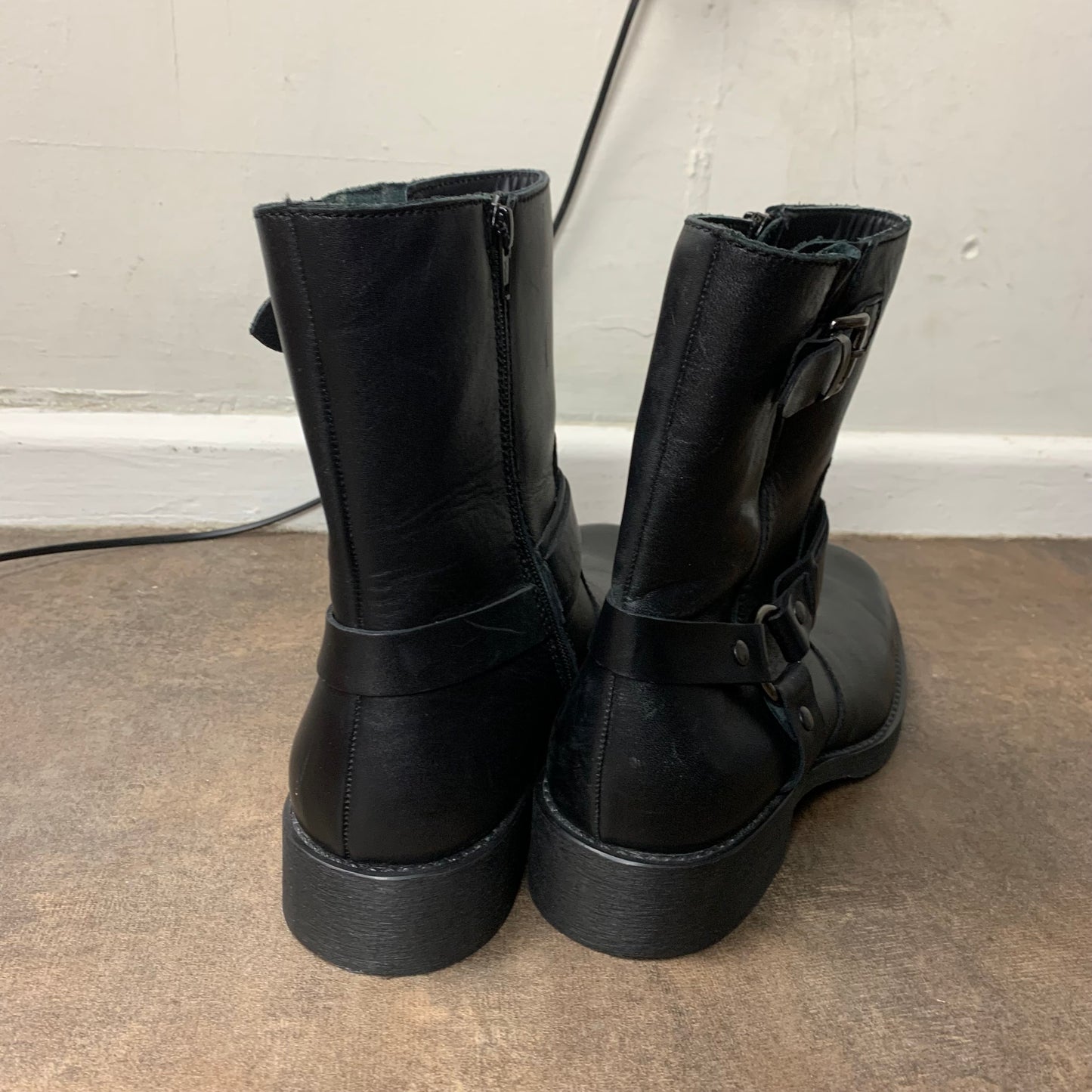 Lavorazione Artigiana black heeled boots (8)