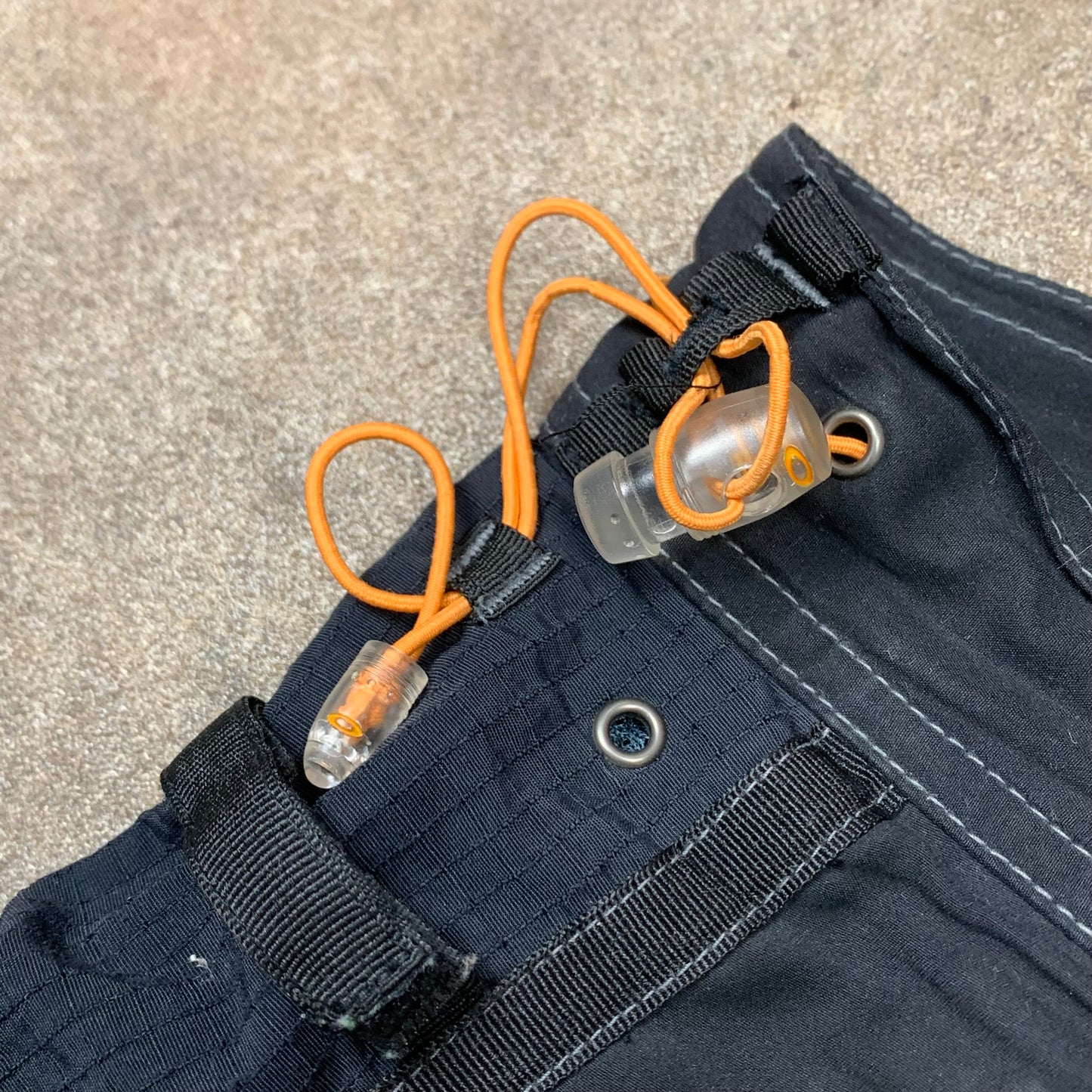 Oakley Software 90s utilised baggy shorts (M)