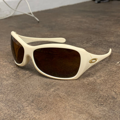 Oakley 00s Grapevine sunglasses