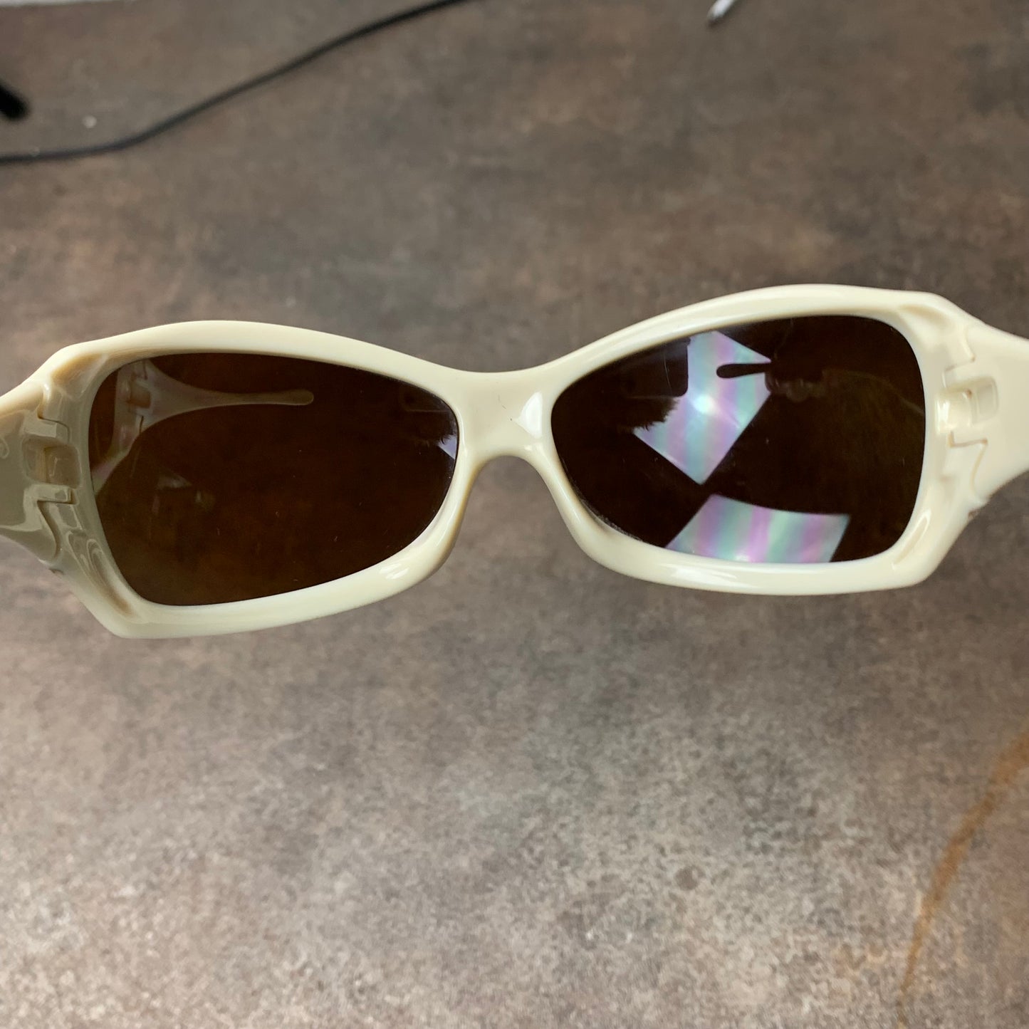 Oakley 00s Grapevine sunglasses