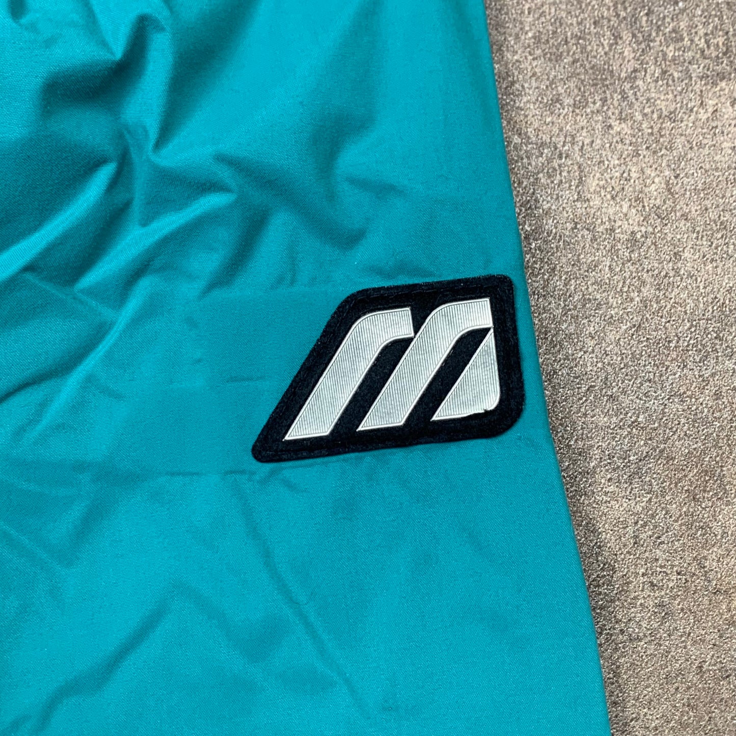 Mizuno 90s baggy track joggers (M)