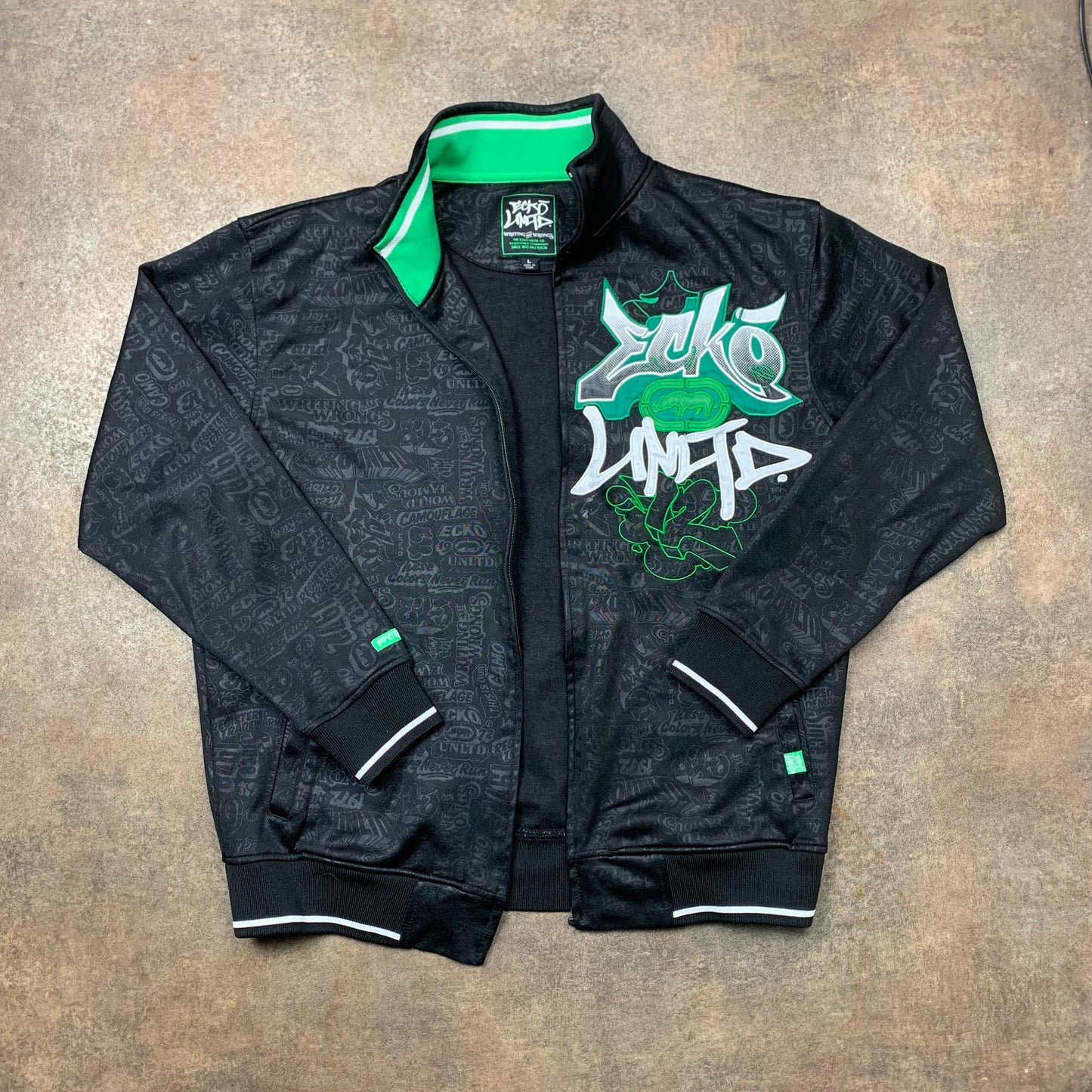 Ecko Unltd. 00s graphic broken zip jacket