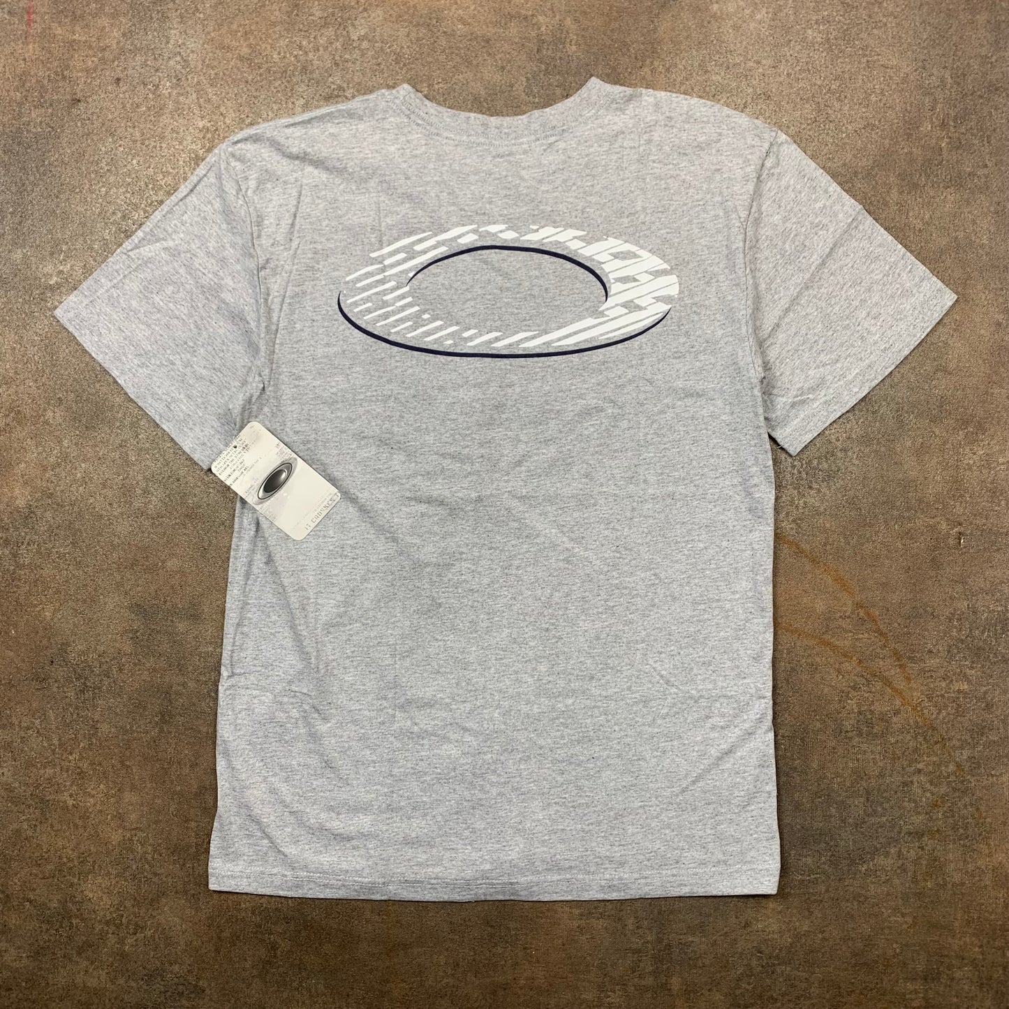 Oakley 00s deadstock graphic tee (M)