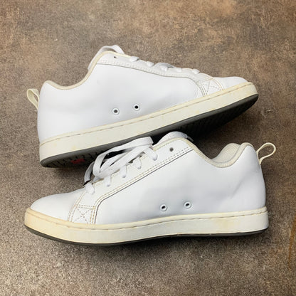 DC Shoes Court Graffik 00s white pink chunky trainers
