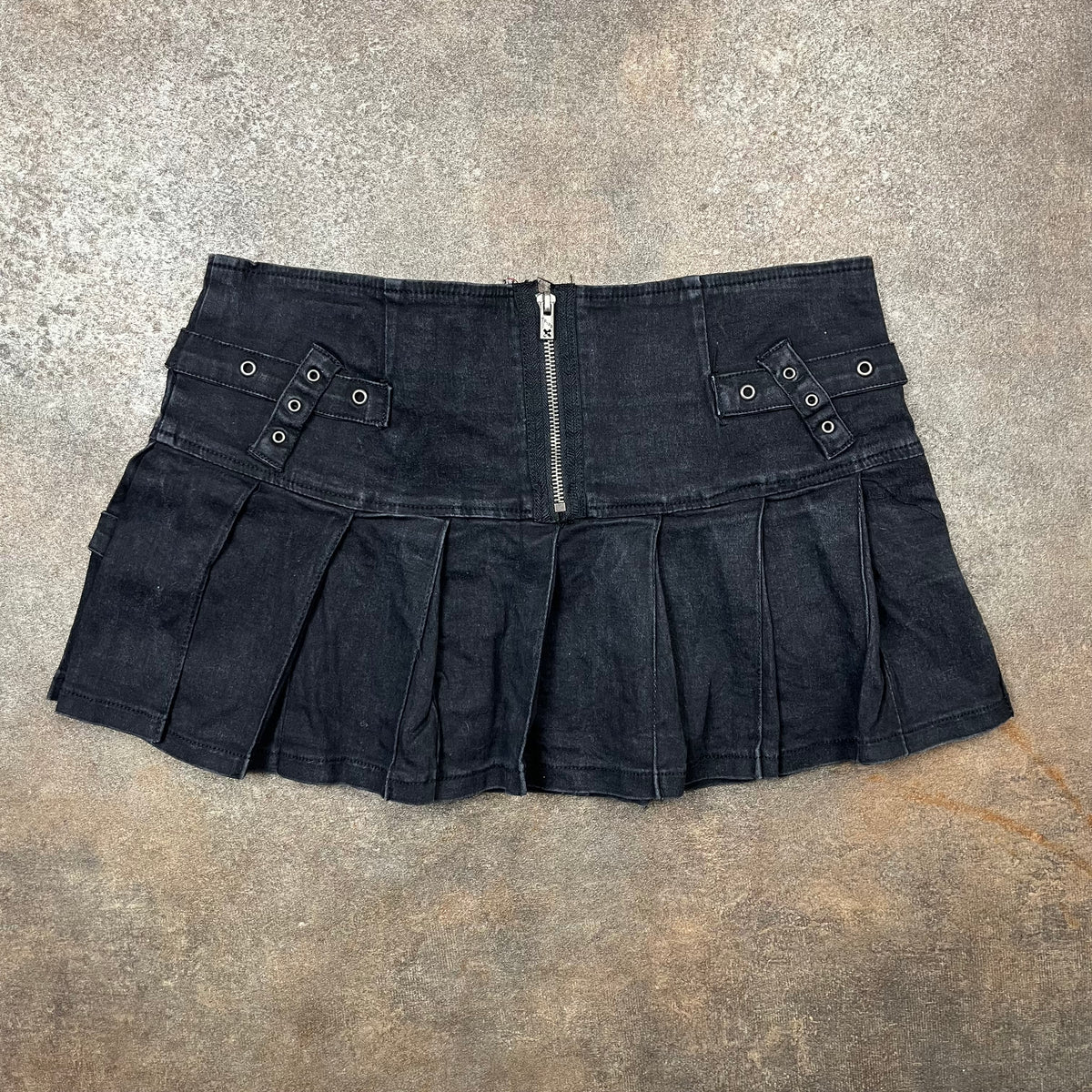 Tripp NYC denim mini skirt (L)