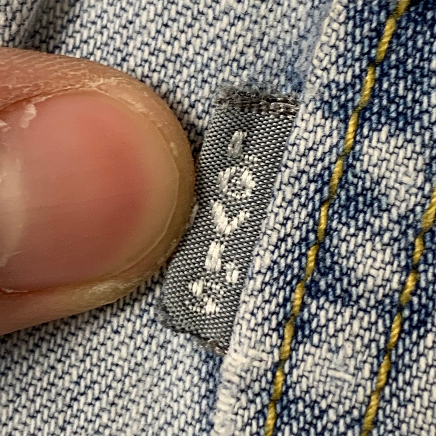 Levi's Silvertab 00s baggy pale jeans (38")