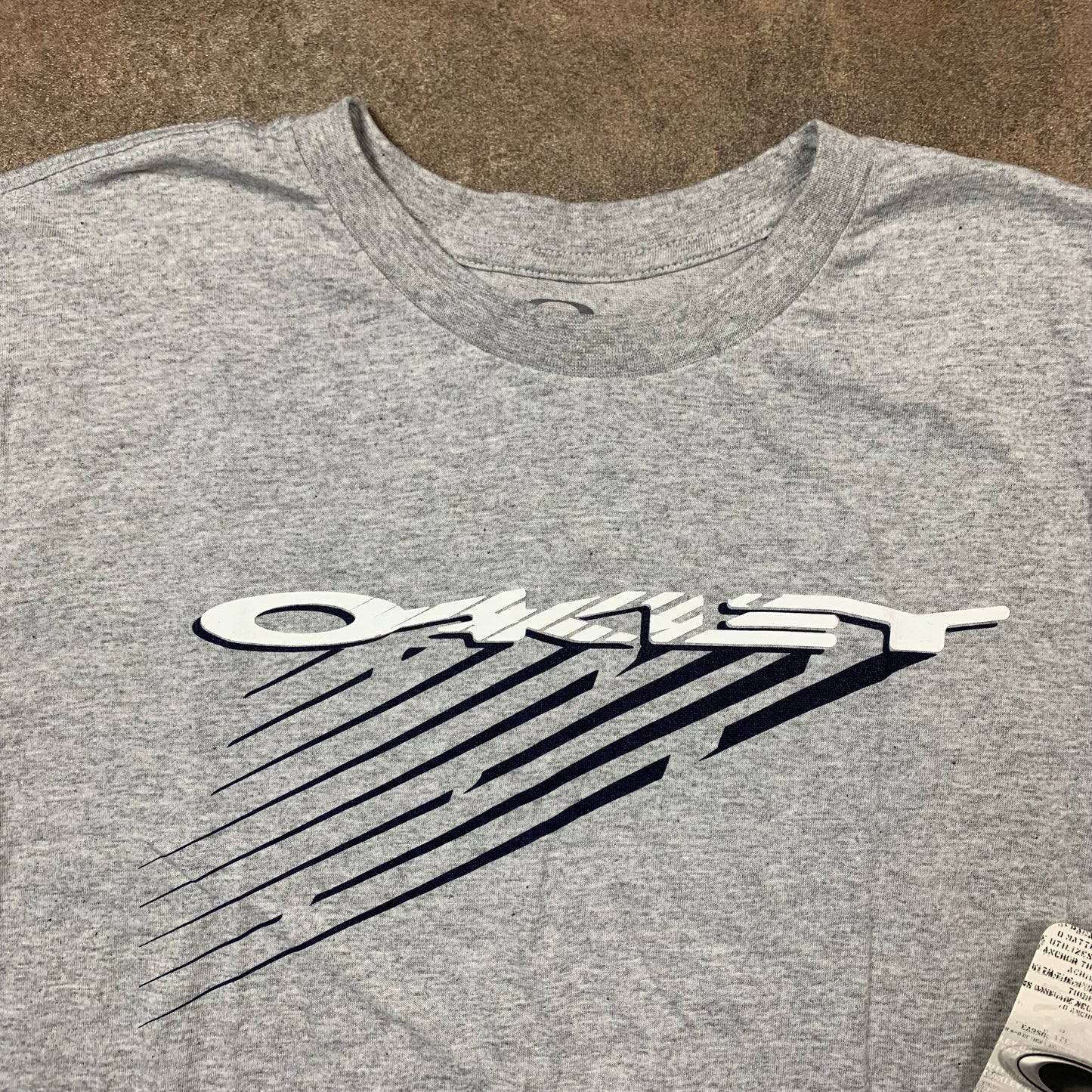 Oakley 00s deadstock graphic tee (M)