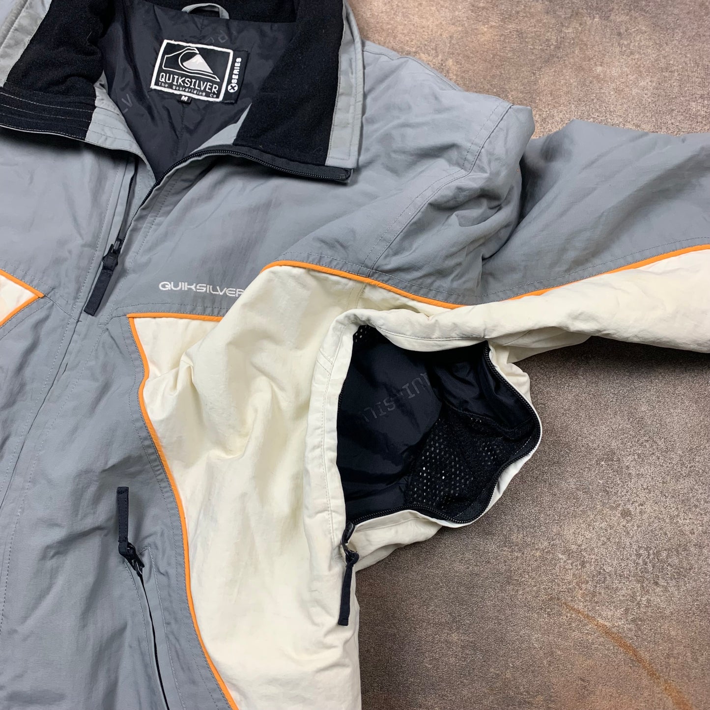 Quiksilver 90s X-Series lined ski jacket (M)