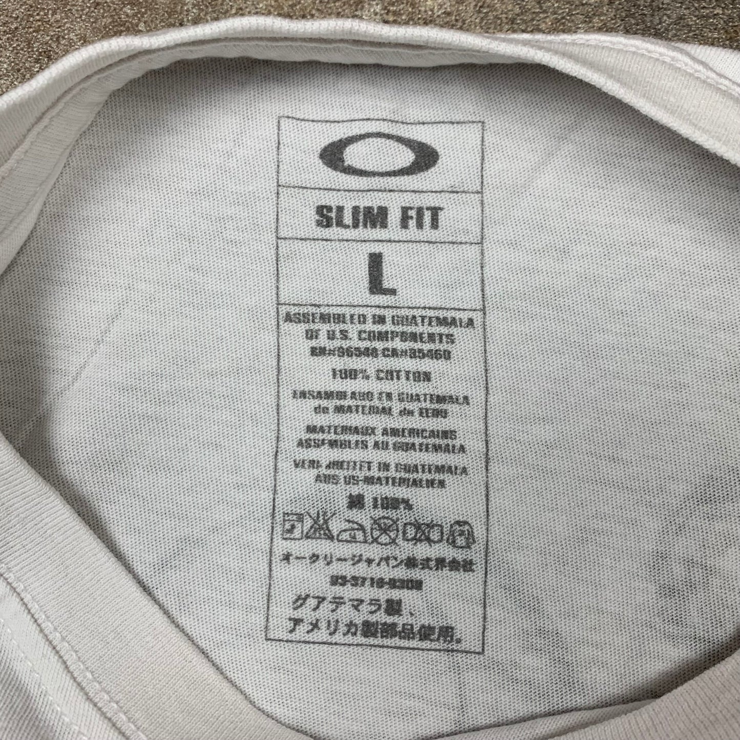 Oakley 00s Flying Tiger deadstock graphic tee (L)