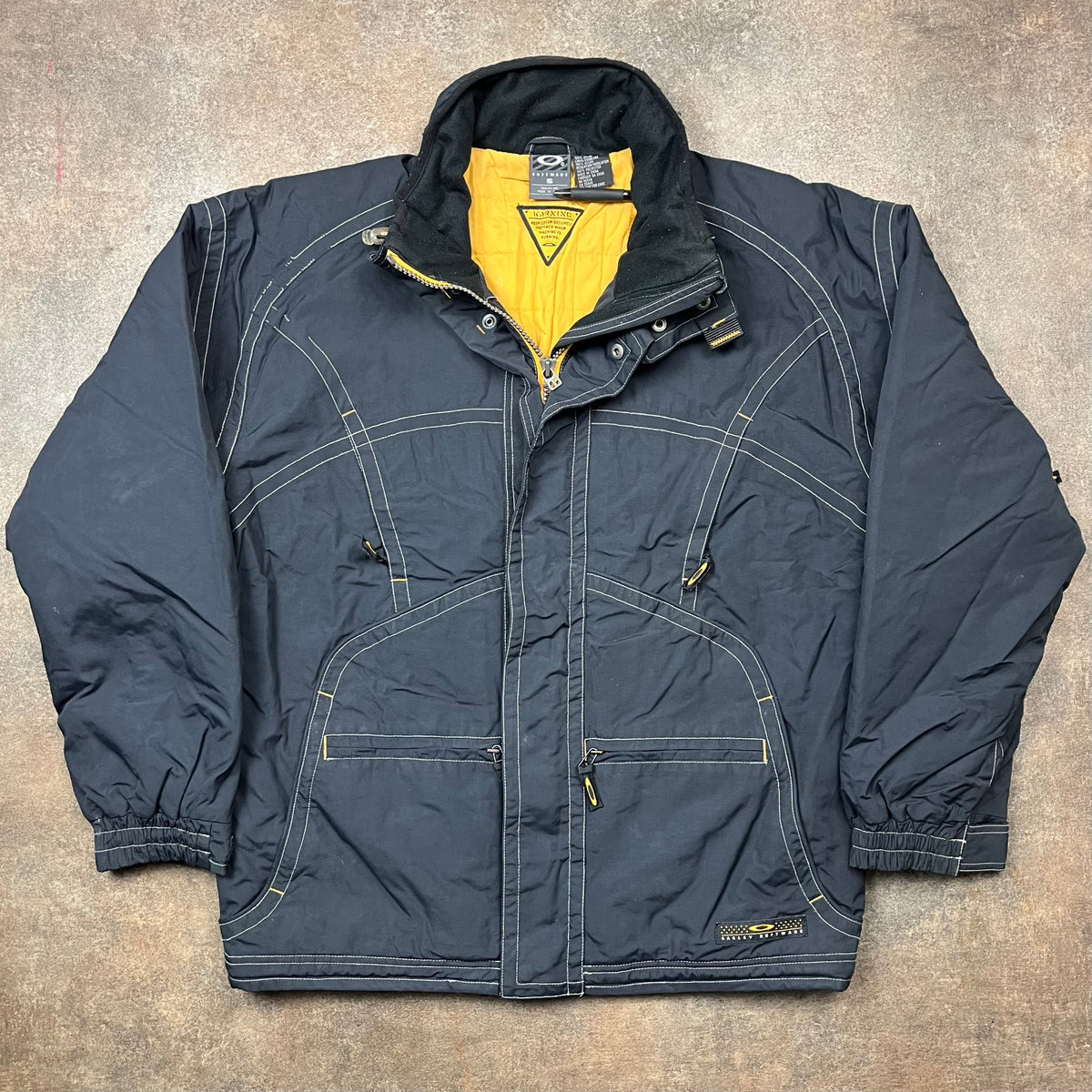 Oakley Software 90s utilised ski jacket (S)