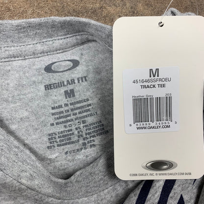 Oakley 00s deadstock graphic tee (M)