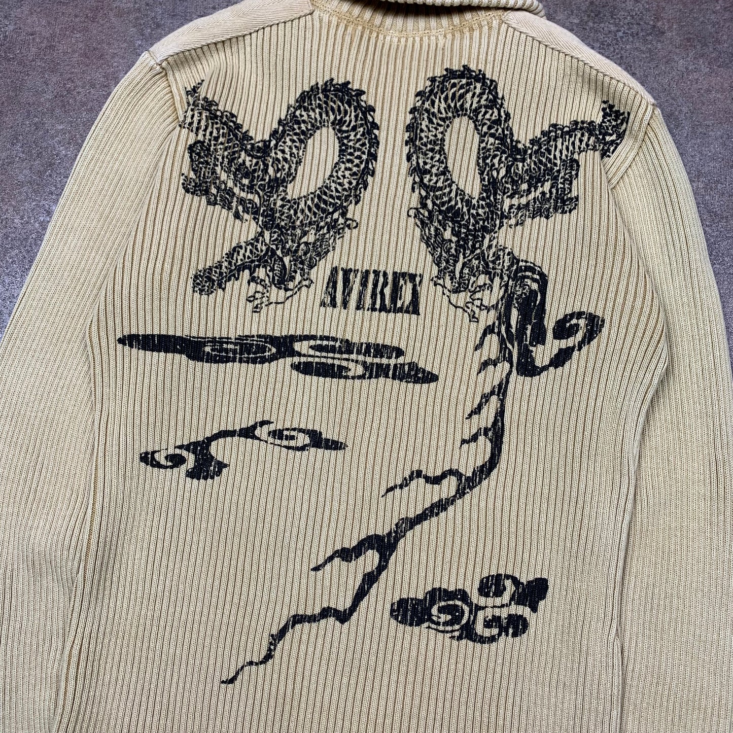 Avirex 00s cream dragon double zip knit