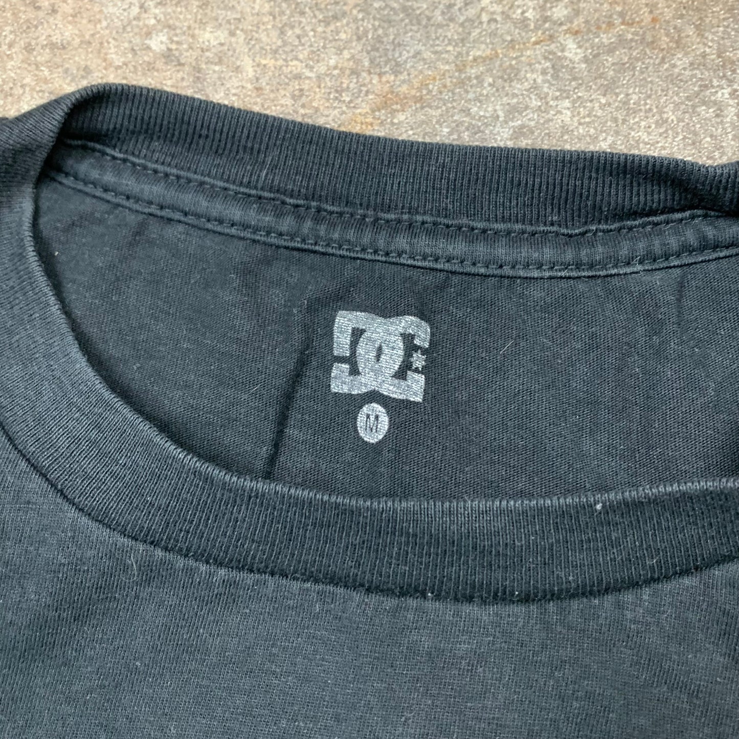 DC Shoes 00s camo graphic tee (M)