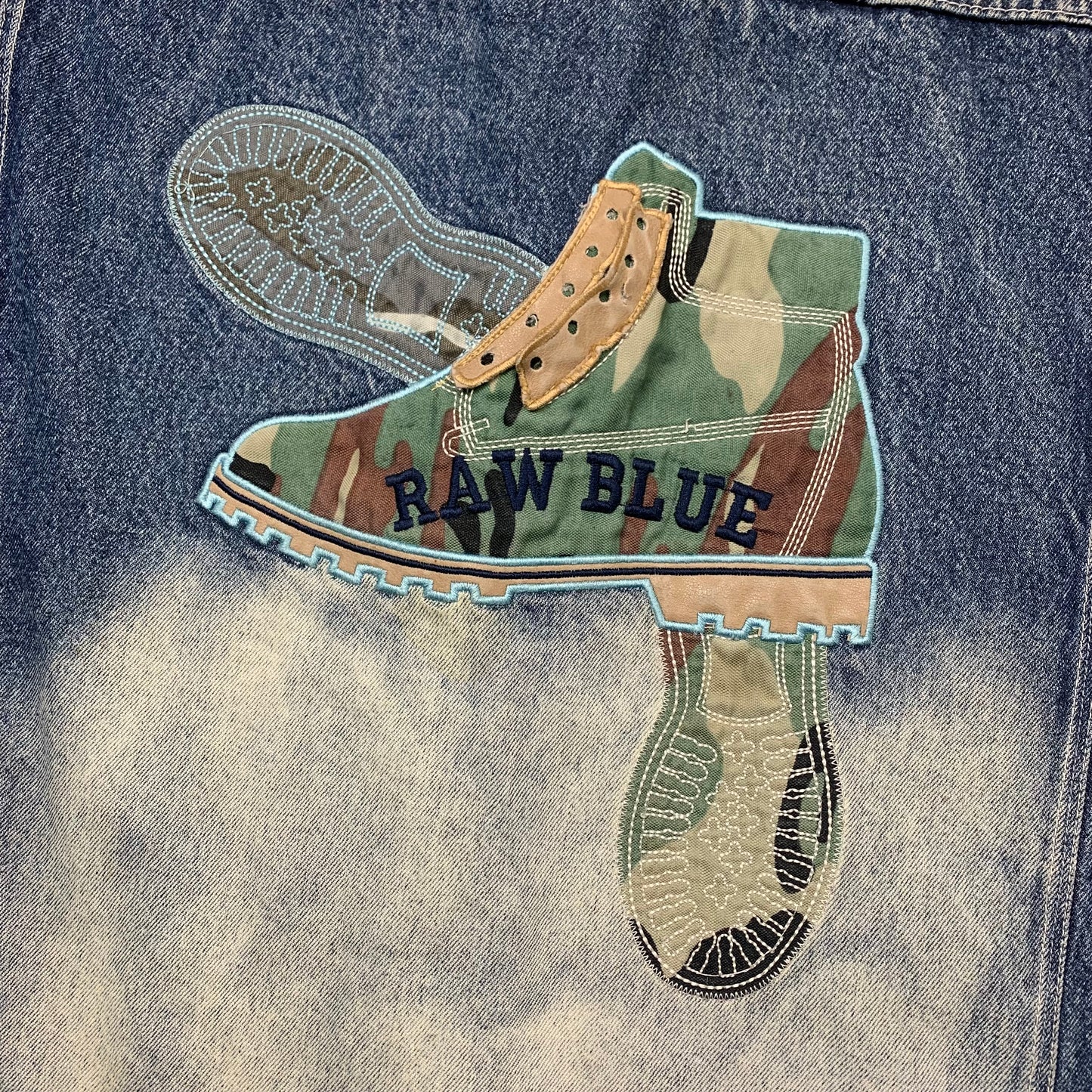 Raw Blue 00s boots graphic denim jacket (L)