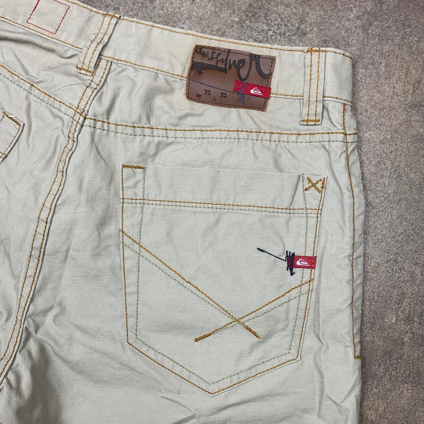 Quiksilver 00s flared denim jeans (32")