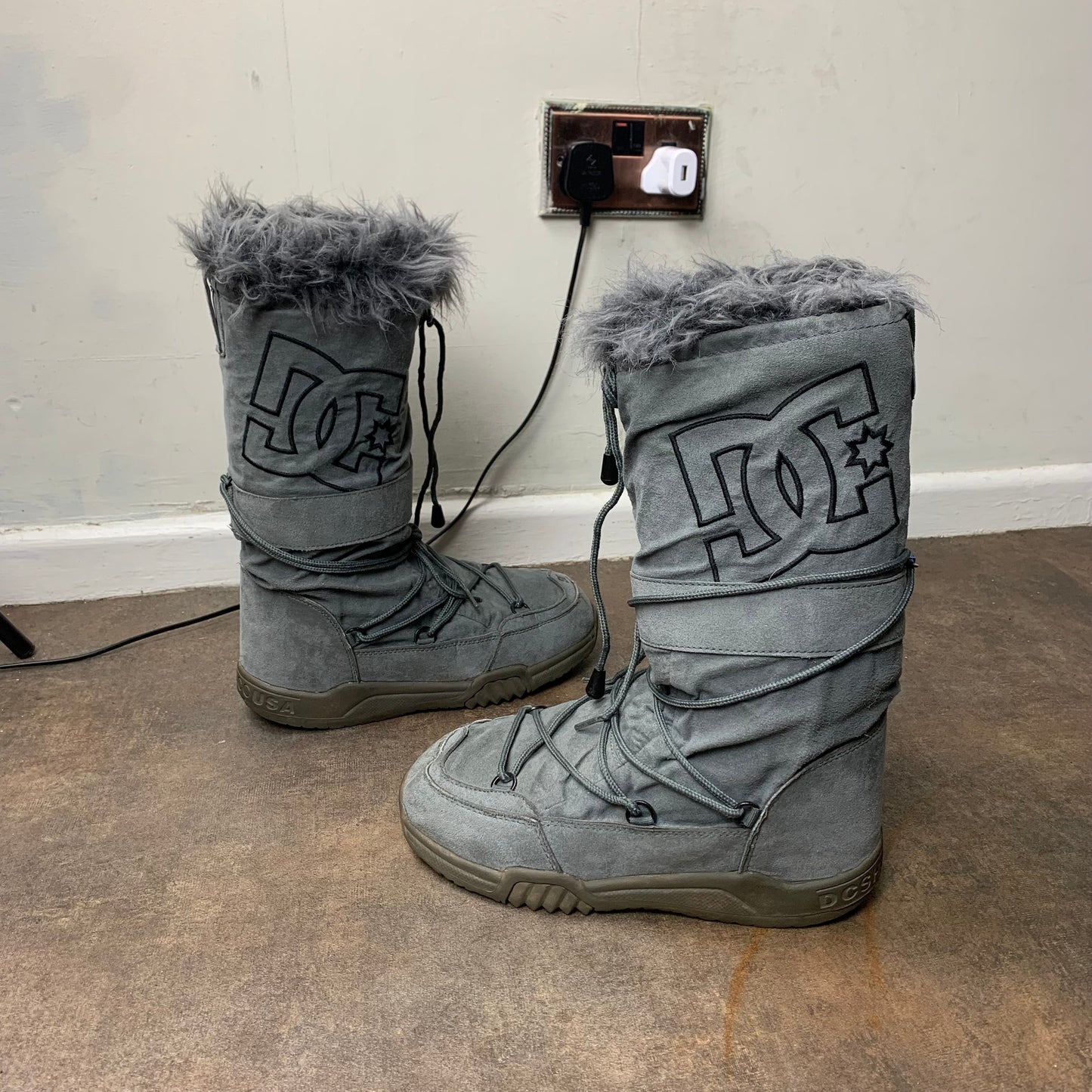 DC Shoes 00s grey suede Chalet snow boots (8)
