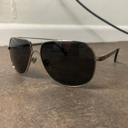 Levi’s aviator sunglasses