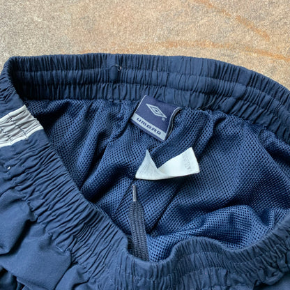 Umbro 00s baggy navy joggers