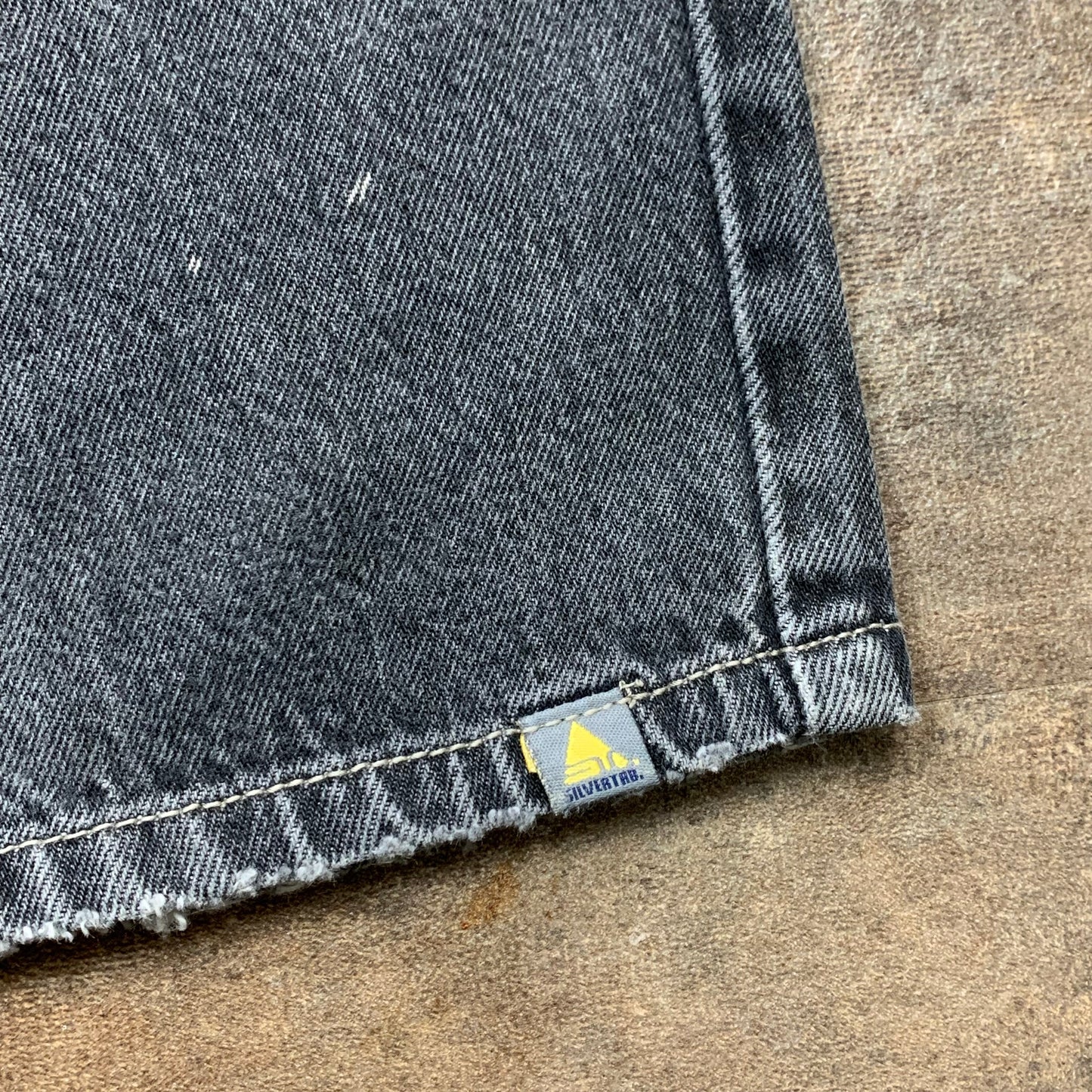 Levi's Silvertab 00s baggy faded jeans (40")